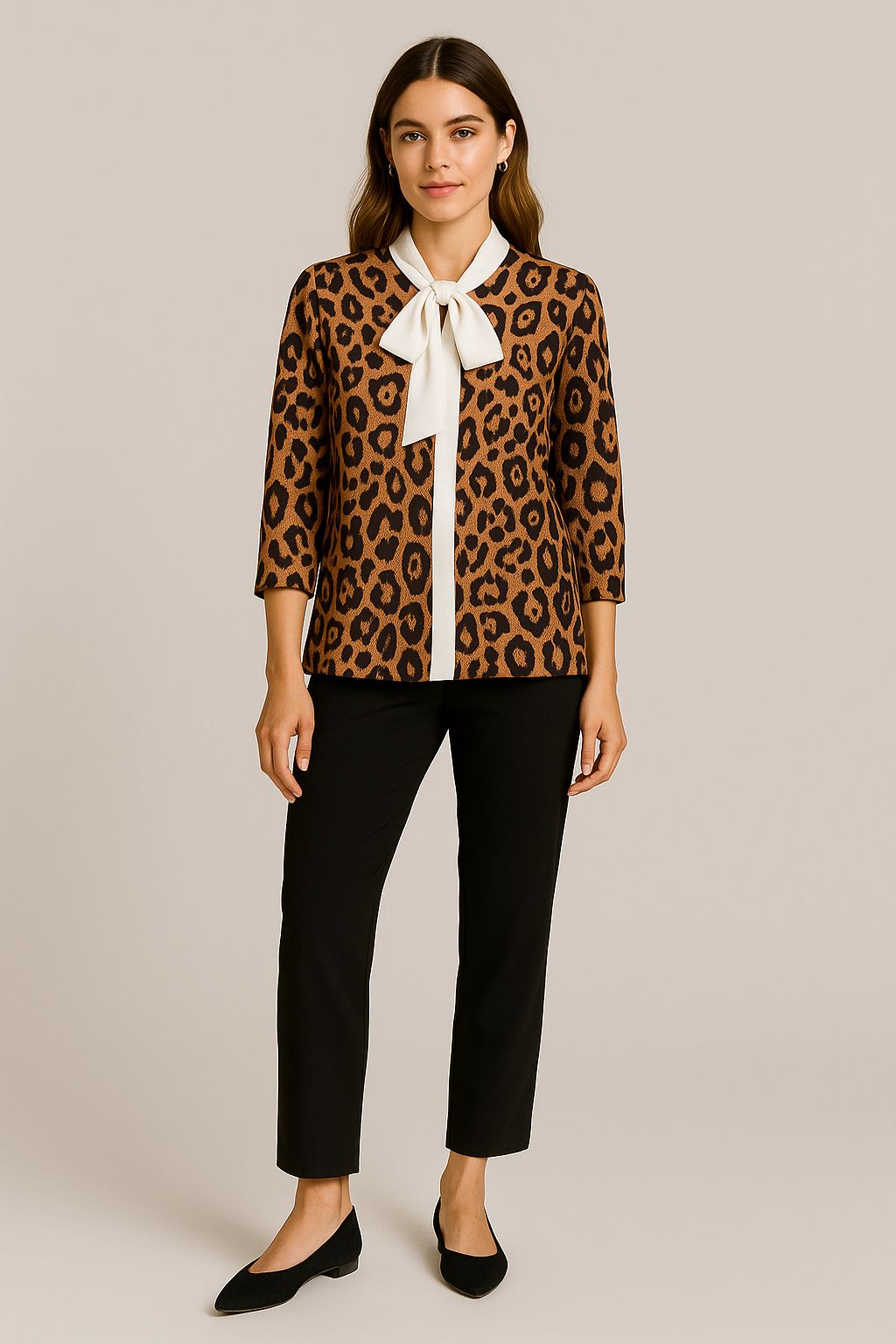 Këmishë Leopard me Pelerinë dhe Fjongo