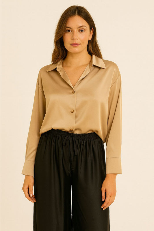 Këmishë sateni bezhë me mëngë të gjata